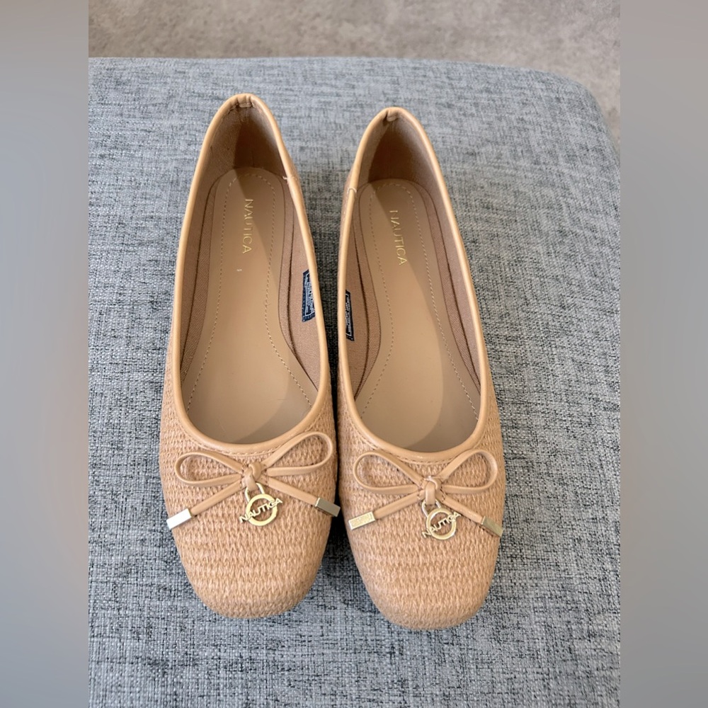 Náutica slip on ballet flat. Size 10, worn a few times in excellent condition.